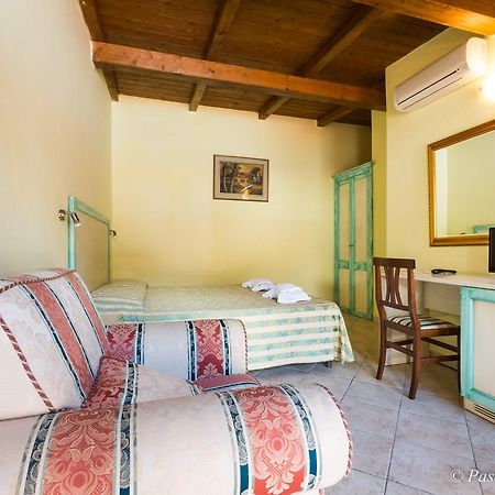 Bed&Breakfast Villa Valente Tragliatella Ngoại thất bức ảnh